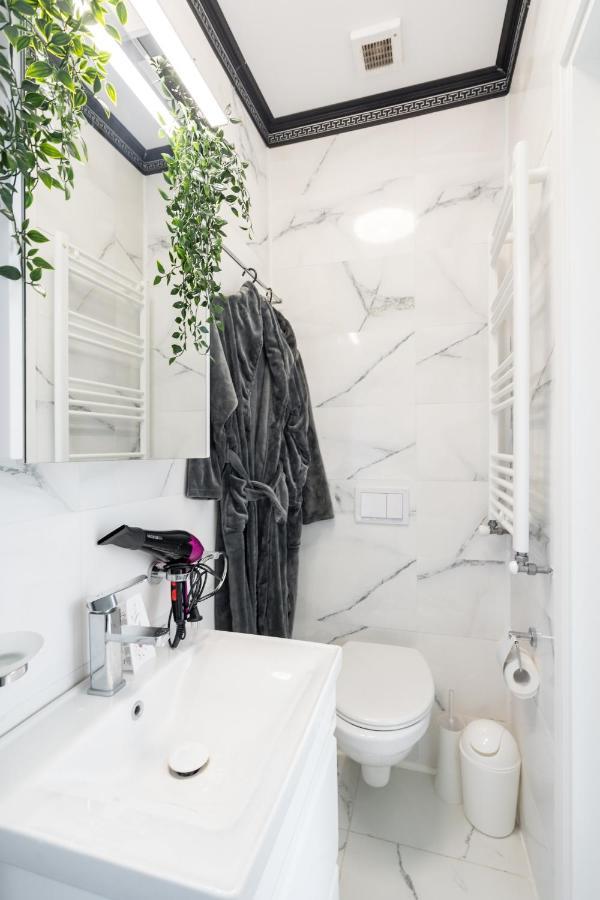 Monza Apartment-Ultracentral ブカレスト エクステリア 写真
